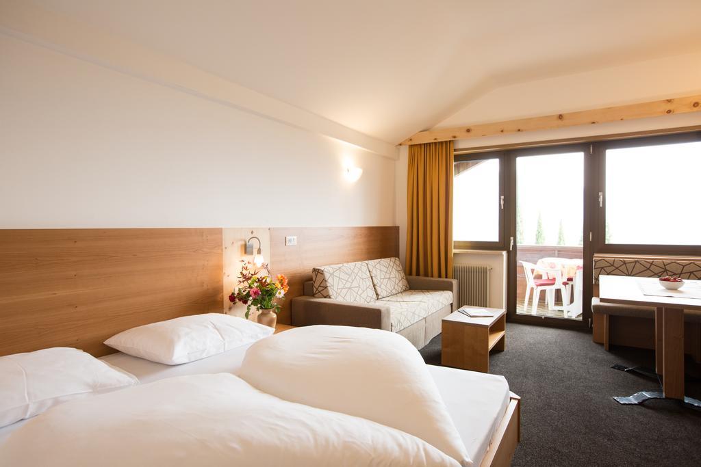 Hotel Appartement Inge 티롤로 외부 사진